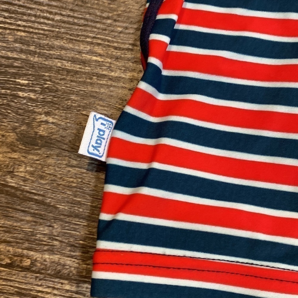𝅺I Play Striped Rash Guard - Picture 4 of 4